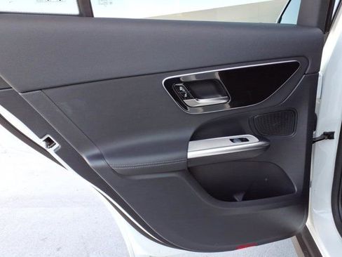 Certified 2026 Mercedes-Benz GLC 300 image 17