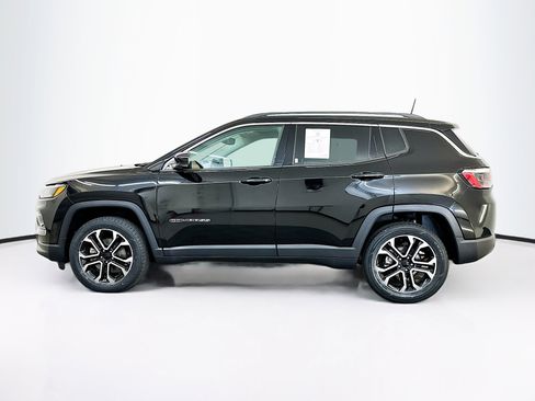 Used 2022 Jeep Compass Limited image 4
