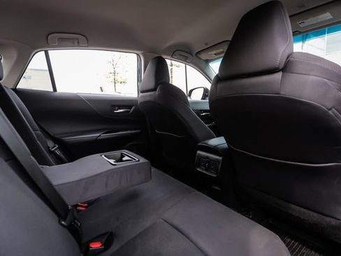 Used 2023 Toyota Venza LE AWD/4WD image 55