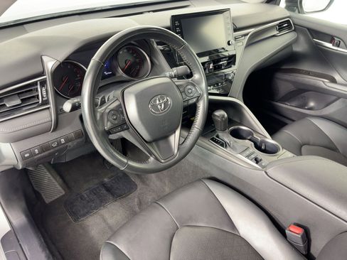 Used 2024 Toyota Camry XSE image 4