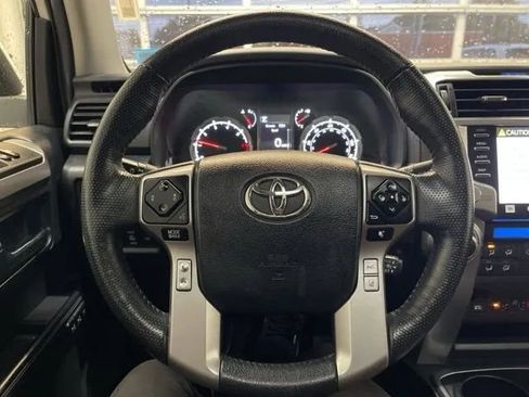 Used 2023 Toyota 4Runner Limited image 18