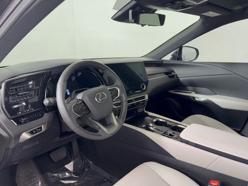 Used 2024 Lexus RX 350 Premium Plus w/ Convenience Package FWD image 4