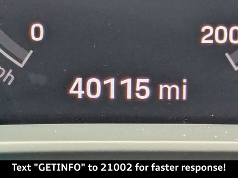 Used 2022 Porsche Taycan image 37