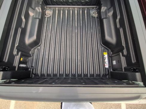 Used 2024 Ford Maverick XLT w/ XLT Luxury Package image 11