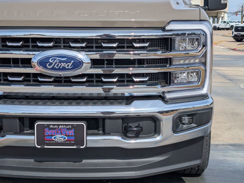 New 2026 Ford F250 XLT w/ XLT Premium Package image 5