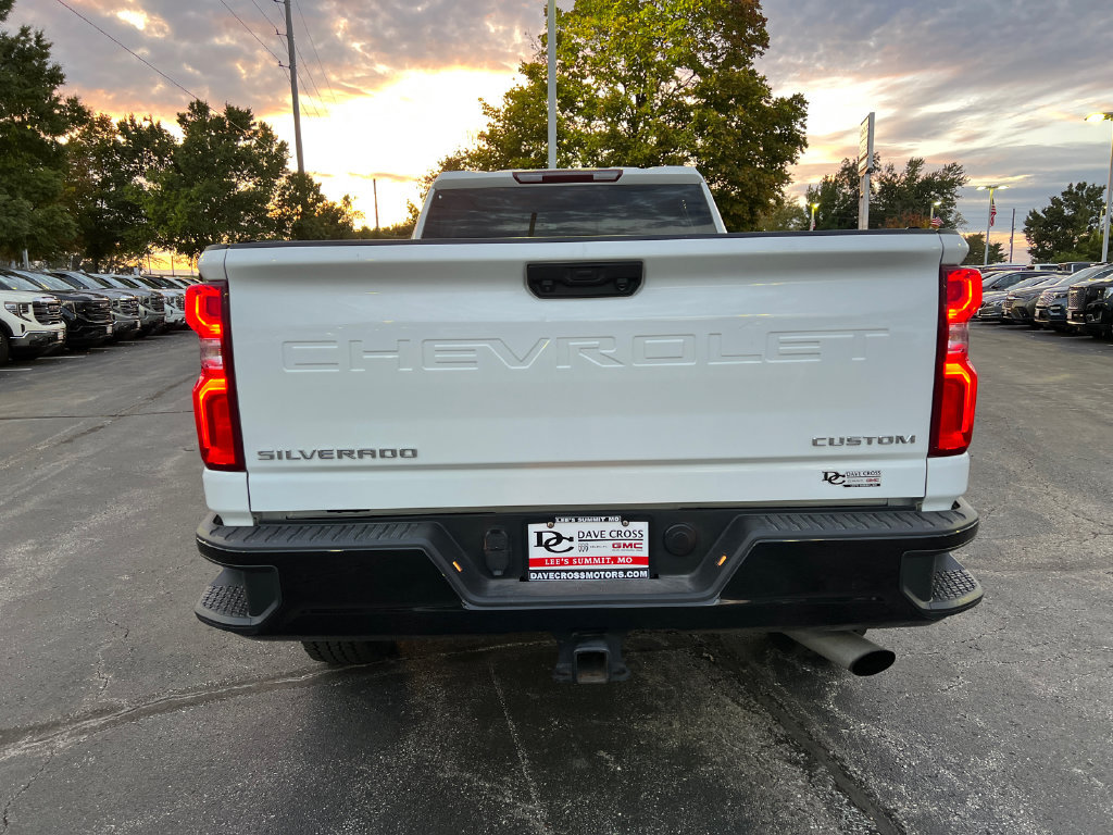 Used 2021 Chevrolet Silverado 2500 Custom w/ Custom Value Package AWD/4WD image 8
