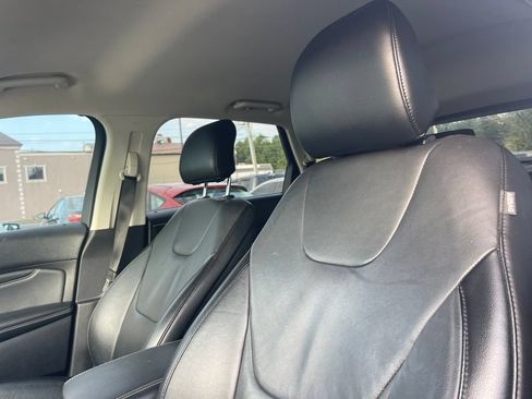 Used 2015 Ford Edge Titanium AWD/4WD image 9