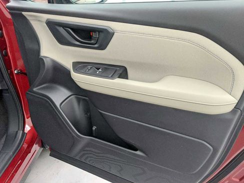 New 2026 Subaru Forester Premium image 30