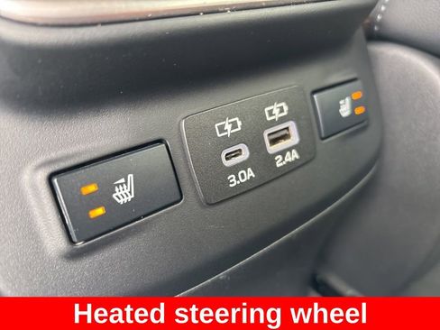 Used 2024 Subaru Outback Touring AWD/4WD image 22