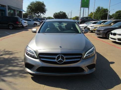Used 2019 Mercedes-Benz C 300 RWD image 2
