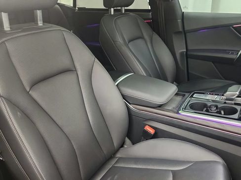 Used 2021 Audi Q8 Prestige w/ Prestige Package AWD/4WD image 46