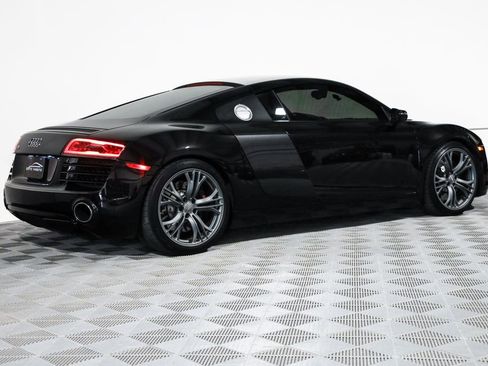 Used 2014 Audi R8 V8 image 6