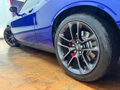 Used 2021 Dodge Challenger R/T Scat Pack RWD image 39