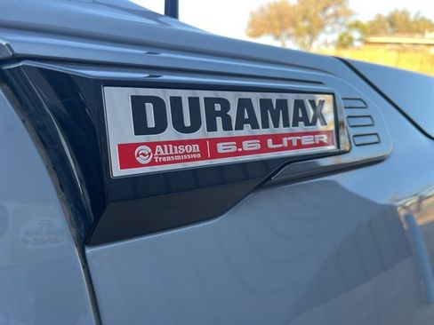 Used 2025 GMC Sierra 3500 AT4 w/ Technology Package image 11