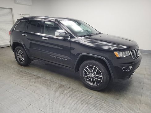 Used 2017 Jeep Grand Cherokee Limited image 11