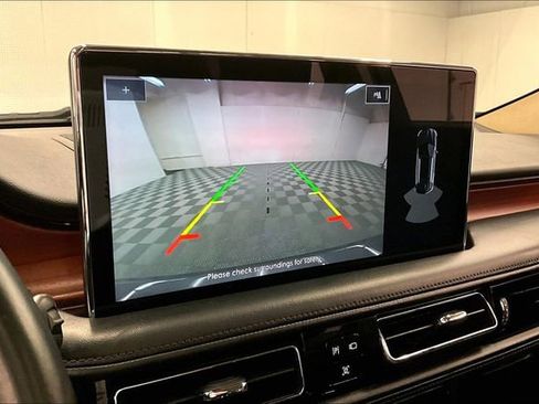 Used 2021 Lincoln Nautilus Reserve image 28