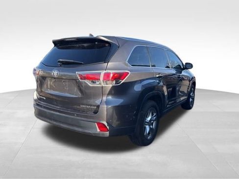 Used 2015 Toyota Highlander Limited image 4
