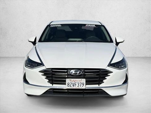 Certified 2022 Hyundai Sonata SE image 2