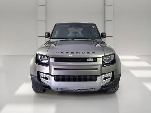 Used 2024 Land Rover Defender 110 S AWD/4WD image 3