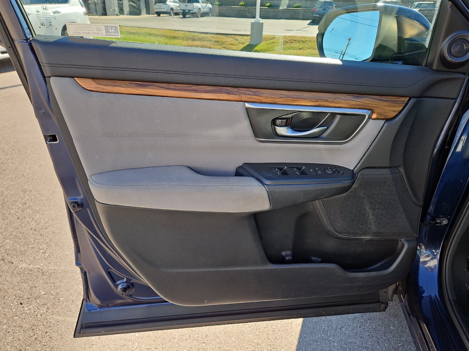 Used 2018 Honda CR-V EX image 18