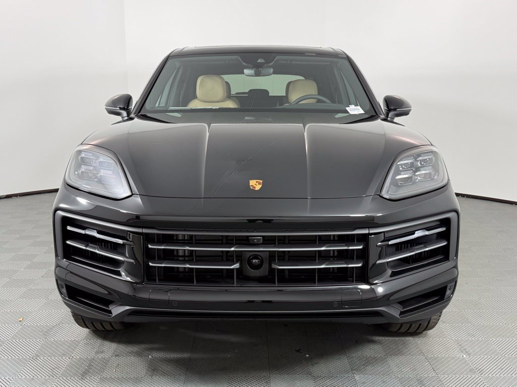 Certified 2026 Porsche Cayenne AWD/4WD image 10