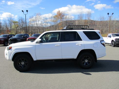 Used 2022 Toyota 4Runner Trail Special Edition image 8