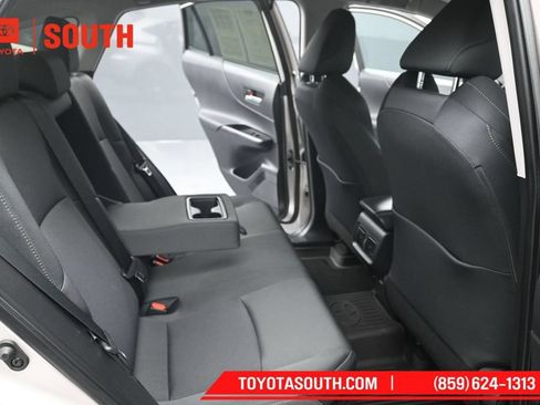 Used 2023 Toyota Venza LE AWD/4WD image 33
