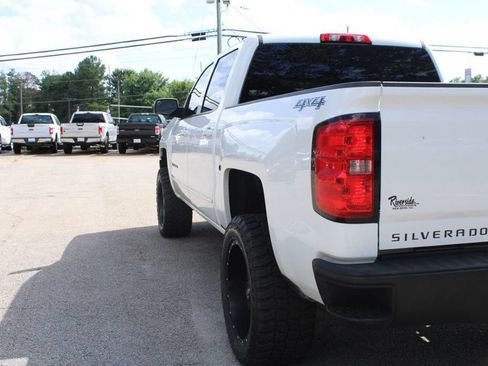 Used 2018 Chevrolet Silverado 1500 LT w/ Trailering Package AWD/4WD image 33