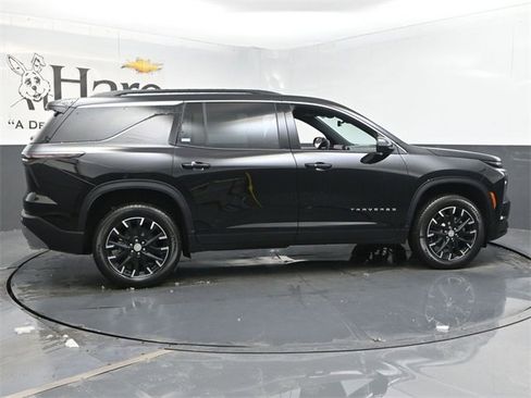 New 2026 Chevrolet Traverse LT w/ Sun and Wheel Package image 16