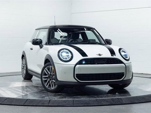 New 2026 MINI Cooper 2-Door Hardtop image 4