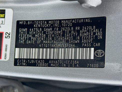 Used 2021 Toyota Camry SE image 12