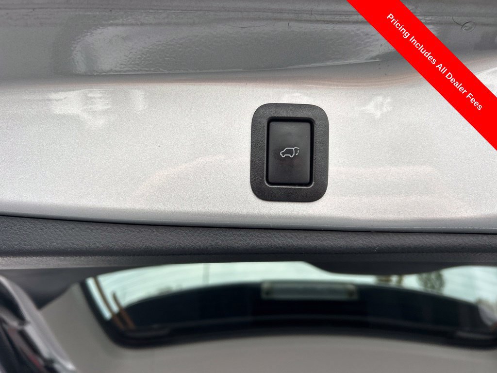 Used 2018 Toyota Highlander XLE AWD/4WD image 18