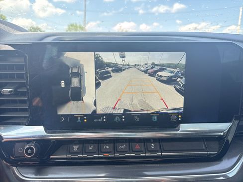 Used 2024 Chevrolet Silverado 3500 High Country w/ High Country Premium Package image 12