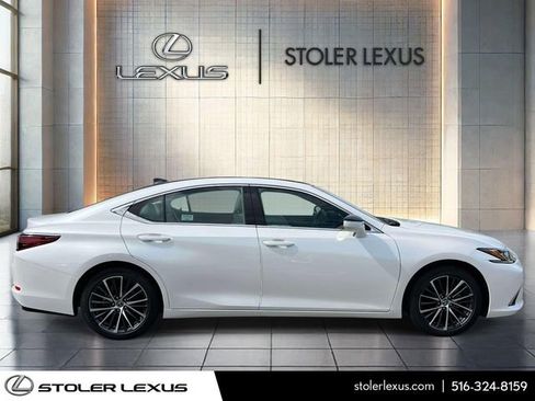 Used 2025 Lexus ES 350 w/ Premium Package FWD image 5