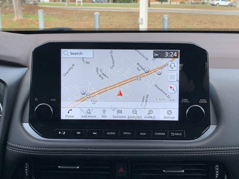 Used 2023 Nissan Rogue SL w/ SL Premium Package image 16