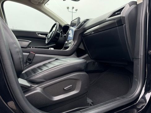 Used 2024 Ford Edge SEL image 20