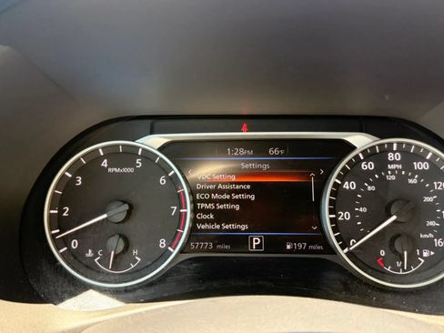Used 2024 Nissan Sentra SV FWD image 21