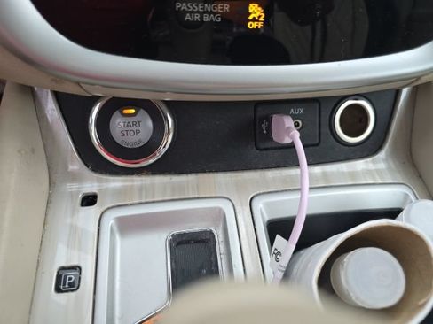 Used 2018 Nissan Murano SV FWD image 25