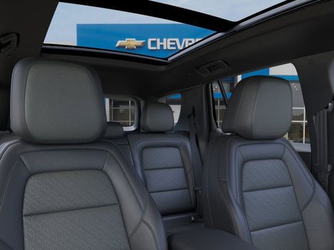 New 2026 Chevrolet Equinox LT w/ Convenience Package II image 24