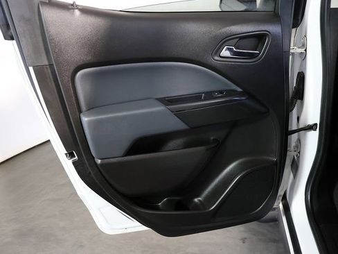 Used 2019 Chevrolet Colorado Z71 AWD/4WD image 27
