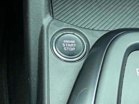Used 2025 Kia K4 FWD image 27