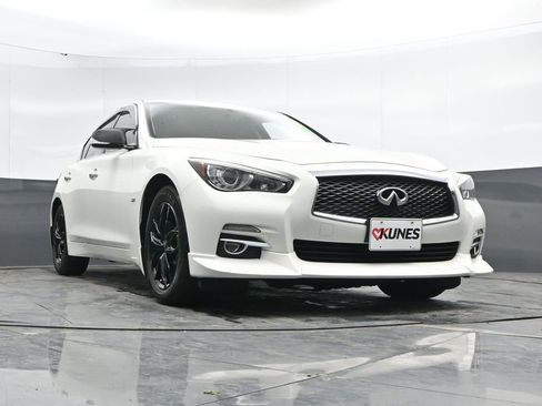 Used 2017 INFINITI Q50 Signature Edition image 36