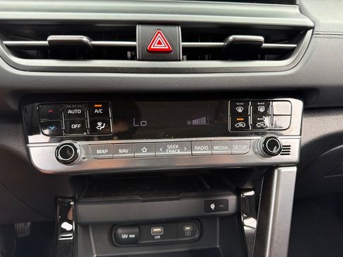 Used 2026 Kia Seltos EX w/ EX Sunroof Package AWD/4WD image 12