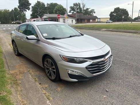 Used 2021 Chevrolet Malibu LT FWD image 10