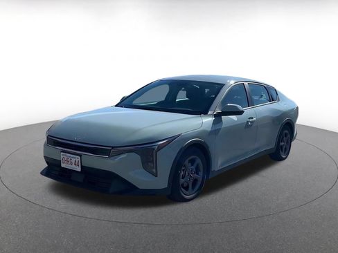 Used 2025 Kia K4 FWD image 7