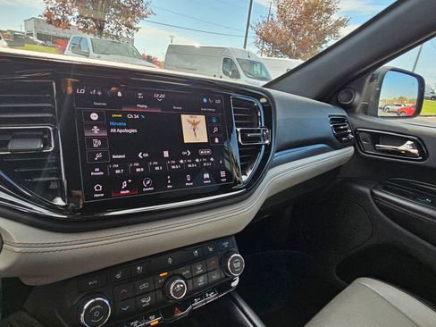 Used 2022 Dodge Durango R/T image 25