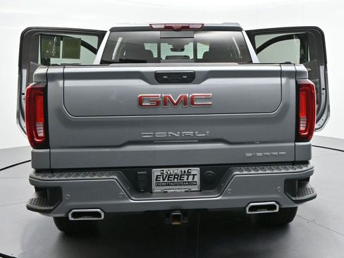 Used 2024 GMC Sierra 1500 Denali w/ Technology Package AWD/4WD image 47