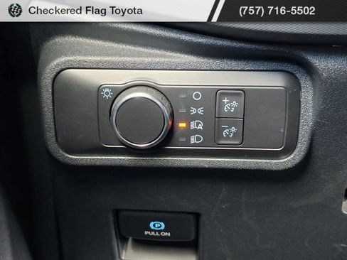 Used 2022 Ford Bronco Black Diamond image 11