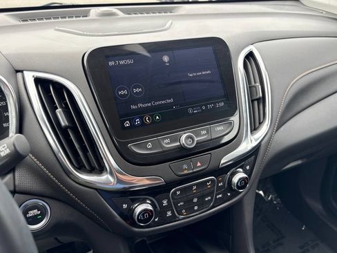 Used 2024 Chevrolet Equinox Premier AWD/4WD image 13