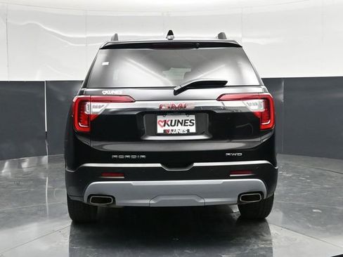 Used 2023 GMC Acadia SLT AWD/4WD image 12